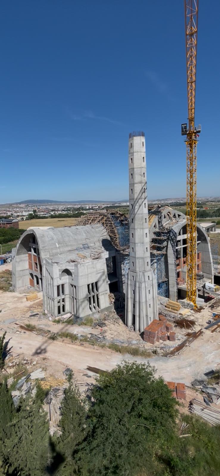 17 Eylül Üniversite Camii - 17